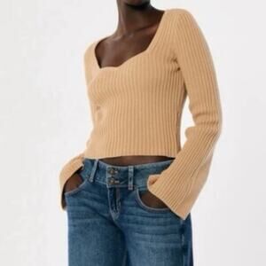 Hollister Ribbed Sweetheart Neck Bell Sleeve Knit Crop Top Tan Womens M Hippie